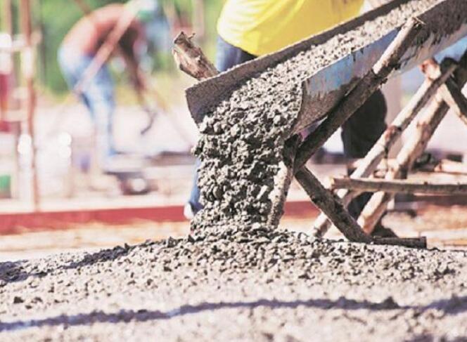 “水泥生产商Nuvoco vista的上市价格远远低于发行价