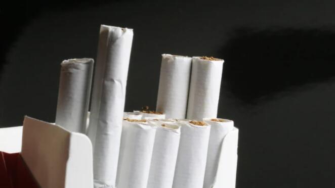 “较高的卷烟价格提升了帝国品牌的全年收入