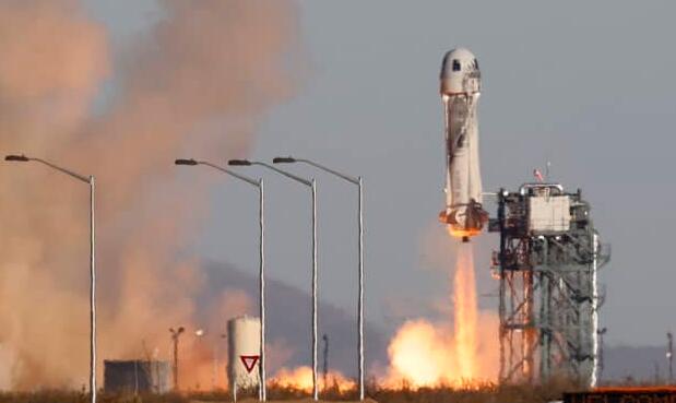 首席执行官表示贝索斯的蓝色起源正在建造更多火箭以满足太空旅游的强劲需求