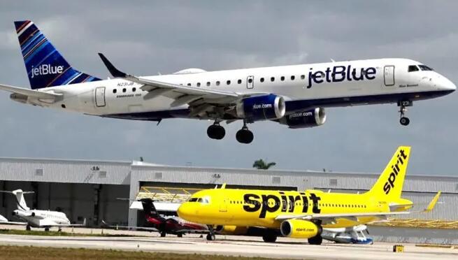 “Spirit首席执行官表示他想知道JetBlue的出价是否旨在阻止Frontier的交易